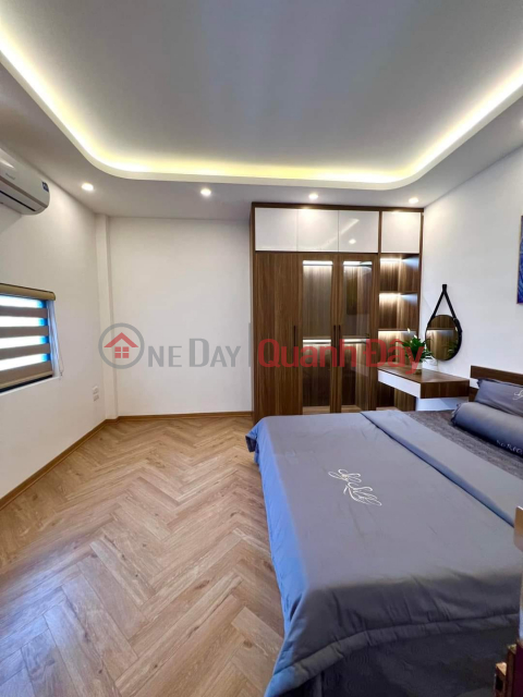 House for sale in Quan Nhan, Thanh Xuan, alley frontage as big as a street, car parking at the door, business, 40m2, 11.x billion. _0
