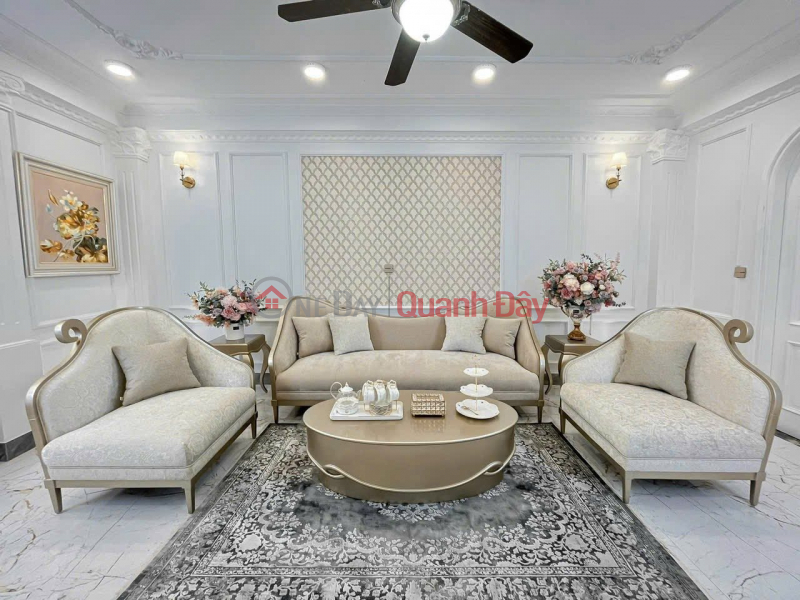 Cực hiếm! Bán nhà phố Lê Đại Hành, 42m2, 5 tầng thang máy, mặt tiền 4.3m, 14.8 tỷ, ngõ rộng Niêm yết bán