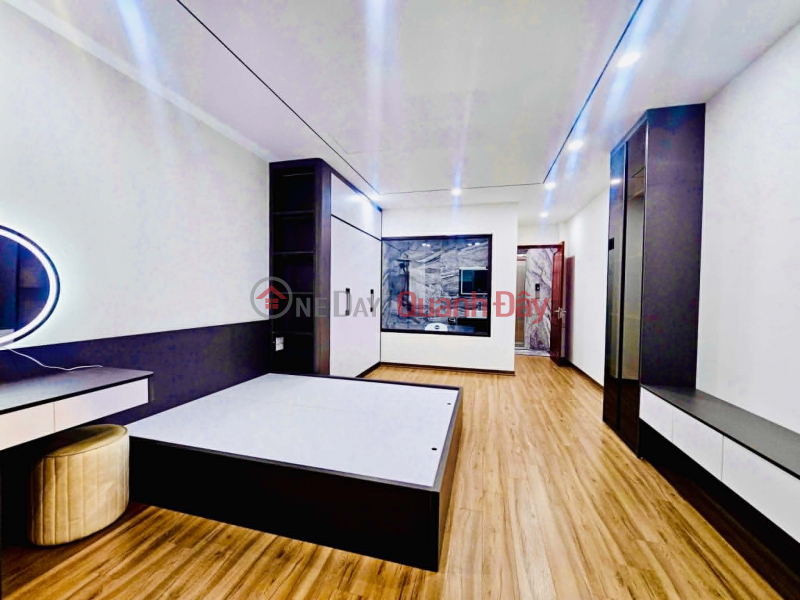 đ 14,6 tỷ nhà đẹp Cổ Linh đối diện Aeon, ôtô tránh, 6 tầng thang máy, gara 2 ôtô, full nội thất