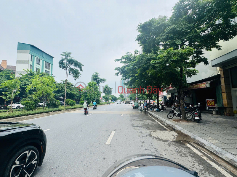 OWNER NEEDS TO SELL 69 M2 STREET FRONTAGE ON LY THANH TONG STREET - GIA LAM, PRICE SLIGHTLY OVER 20.X BILLION VND, CONTACT 0985865658 Sales Listings