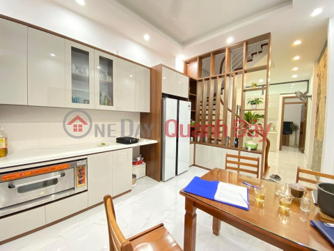 Selling Truong Dinh townhouse, 50m x 4 floors, if you don't buy this house, buy any other house, contact 0945676597 _0