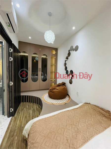 đ 5.86 Billion, Super nice house, high-class furniture, Pham Van Chieu Street, Ward 16, Go Vap