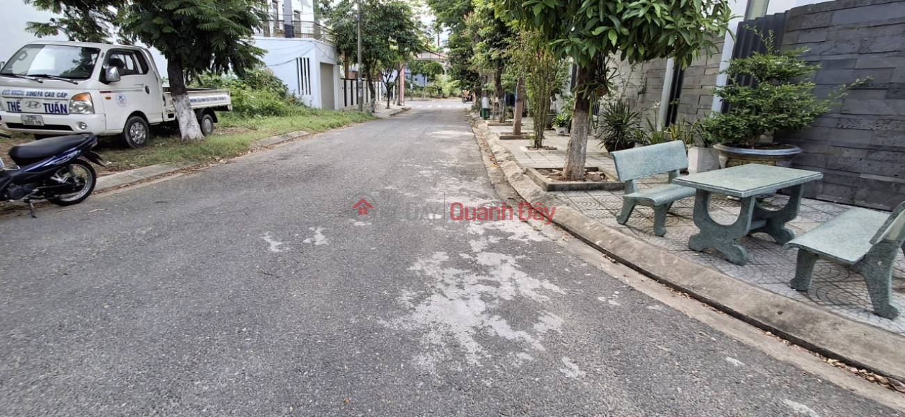 CORNER LOT LAND NEAR SEWER 110 SQM – HOA THO DONG, CAM LE – WIDTH 6M – PEAK BUSINESS – PRICE ONLY 3.49 BILLION Vietnam | Sales đ 3.49 Billion