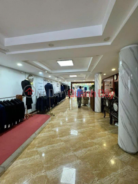 MP vip Lò Đúc nhà 6 tầng thang máy 120m2 MT 6.7m sổ vuông vỉa hè rộng 95 tỷ Niêm yết bán