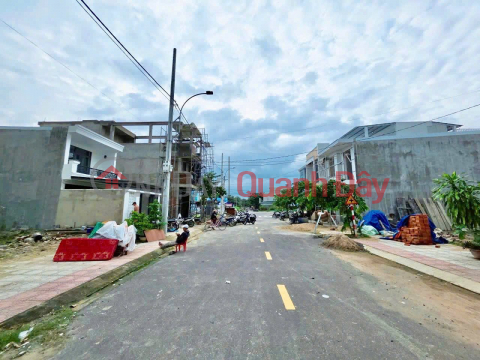 Plot of land in Ngoc Hiep resettlement area for sale before Tet. _0