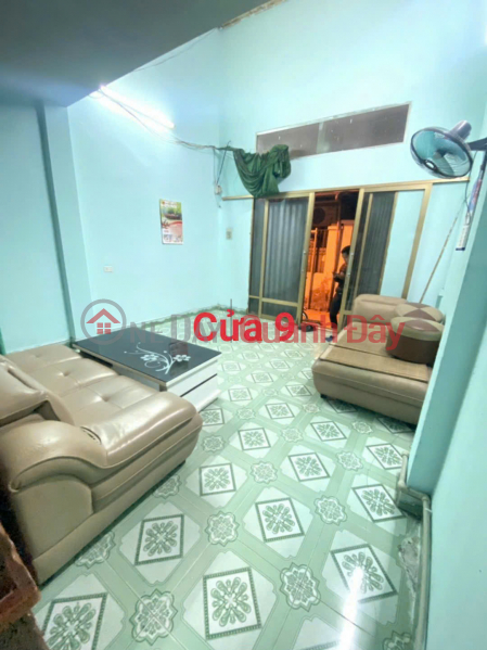 Property Search Vietnam | OneDay | Residential, Rental Listings | Whole house for rent in lane 364 Giai Phong, 50m2x2 floors. 2 bedrooms. 2 bathrooms, 8 million