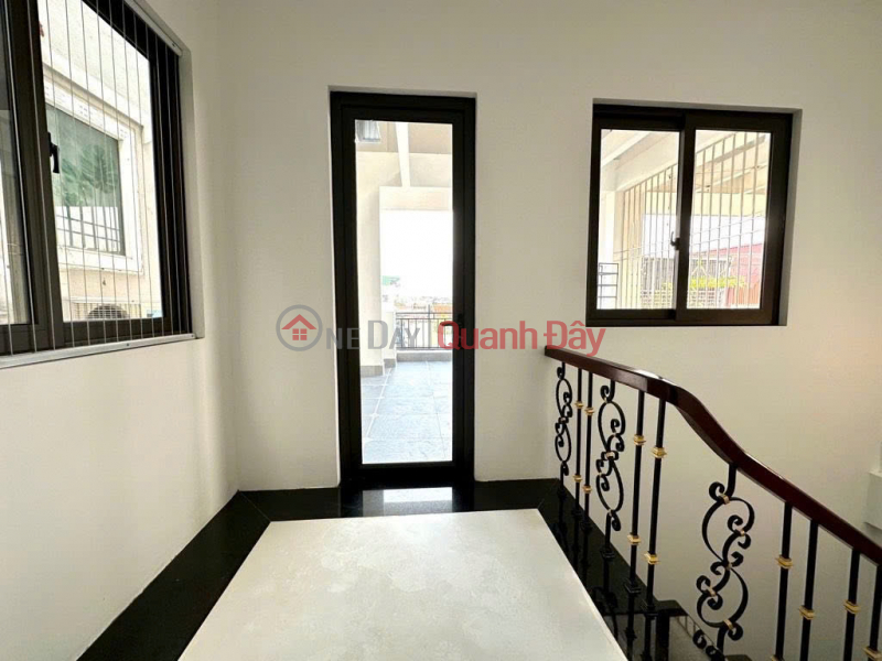 | Please Select | Residential | Sales Listings đ 15 Billion