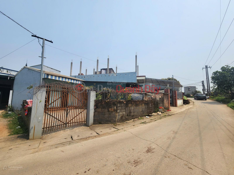 OWNER SELLING LAND WITH FULL RESIDENTIAL USE CERTIFICATE AND FULL AMENITIES, 12M FRONTAGE, UNIQUE LOCATION IN PHU CAT - QUOC OAI. Sales Listings