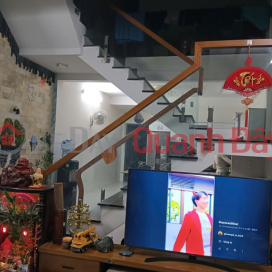 Beautiful, newly built 2-story house – 6m wide alley off Le Van Hien Street – connecting to Dang Thai Than Street. _0