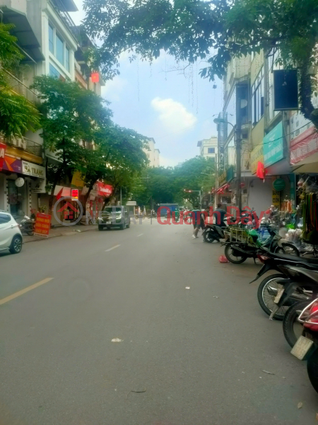 BÁN NHÀ PHÂN LÔ HOÀNG QUỐC VIỆT, LÔ GÓC, VỈA HÈ ÔTÔ TRÁNH, VIEW THOÁNG, 66M2 CHỈ 26 TỶ 800 Việt Nam | Bán đ 26,8 tỷ