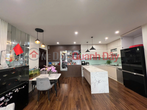 Chính chủ bán nhanh căn hộ cao cấp 3PN góc VIP - View triệu đô - Green Star Phạm Văn Đồng _0