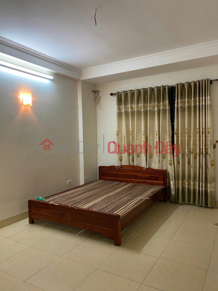 đ 8,5 triệu/ tháng Cho thuê nhà ngõ 108 Đông Thiên, 5 tầng x 30m2, 3 ngủ, 8.5 Triệu