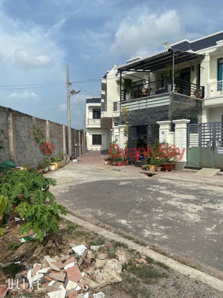đ 2.3 Billion BEAUTIFUL HOUSE - GOOD PRICE - Need to Sell Quickly House in Long Hoa Commune, Can Duoc District, Long An Province