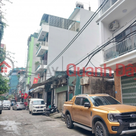 Bán nhà GIẢI PHÓNG, KIM ĐỒNG. Ô TÔ VÀO NHÀ DT rộng 48m 5T. Chỉ 10 tỷ 2 _0