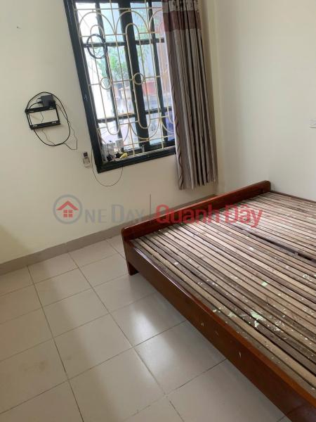 đ 8.5 Million/ month | House for rent in lane 250 Tan Mai, 3 floors x 30m2, 3 bedrooms, 2 bathrooms, for family, group, online business, 8.5 million