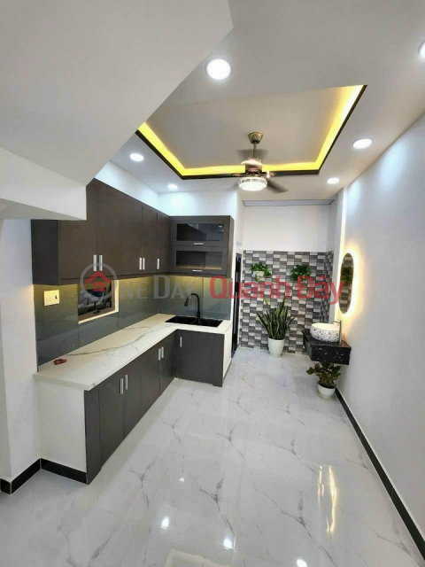 Selling house PHAM VAN DONG 50 m2 3 floors, NO QH-LG, SHR. ONLY 4.x billion _0