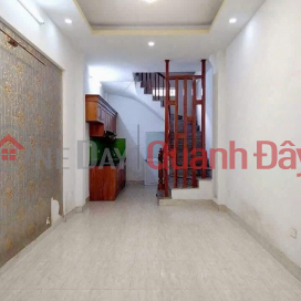 Cho thuê nhà ngõ Nguyễn Khoái, 30m² x 4 tầng, 3PN, 9 triệu KD online, VP, ở gđ, nhóm _0