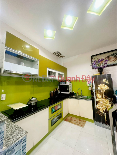 BEAUTIFUL 2-STORY HOUSE - TAN PHU CENTER - NGUYEN SON - 30M2 - BACK WORDS - NEAR FRONT FACE - BOUNDING CENTRAL DISTRICTS _0