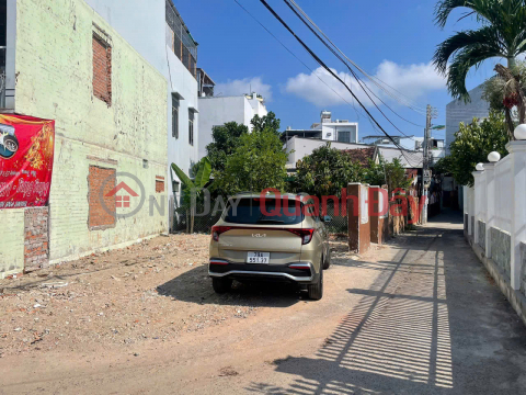 2 LOTS OF LAND FOR SALE ON CAR ROAD IN PHUOC LONG, NHA TRANG. ONLY 1.5KM FROM THE BEACH _0
