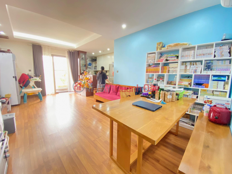 Homecity apartment for sale at 177 Trung Kinh, V4 building, corner lot, 3 bedrooms, full furniture, cool house Sales Listings