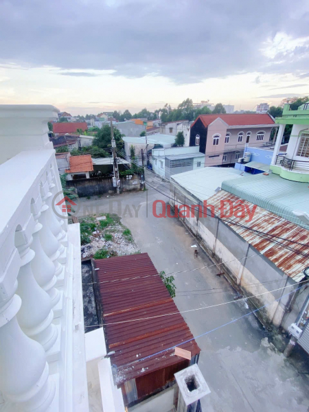 ₫ 3.7 Billion Beautiful house for sale, super cheap 1T2L right at Hoa An bridge, 6m street, only 3ty7