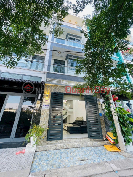 NHÀ DÂN TRÍ CAO - 4 TẦNG HẺM XE HƠI THÔNG - CẠNH PHÚ MỸ HƯNG, HƠN 6 TỶ Niêm yết bán