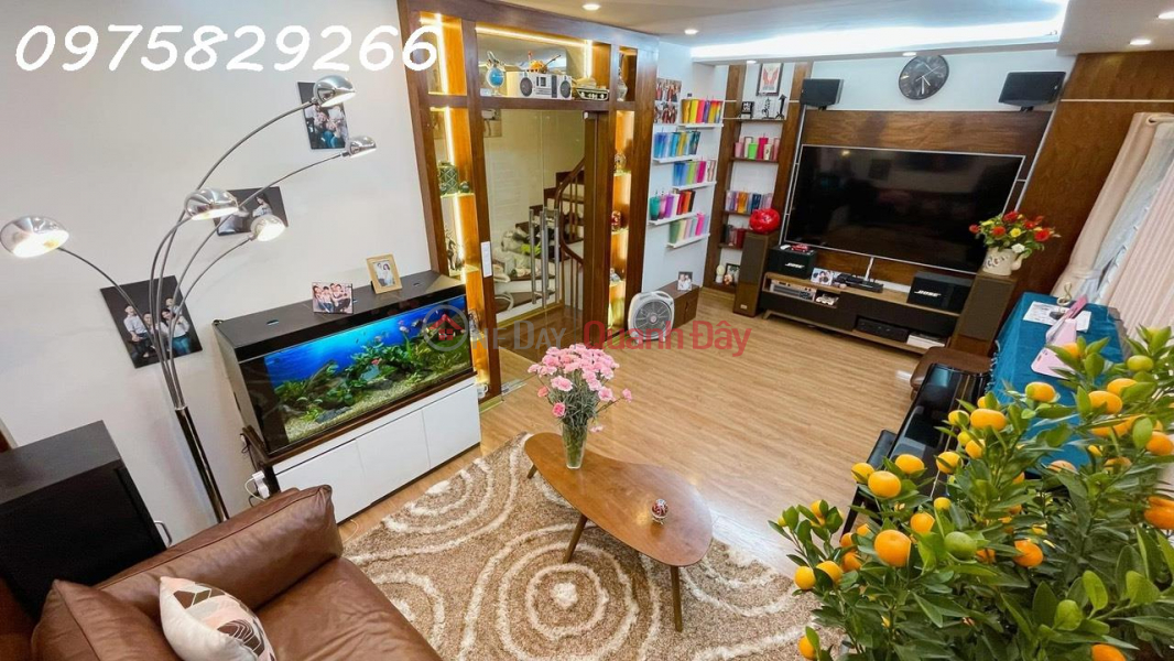 Property Search Vietnam | OneDay | Residential | Sales Listings | Very cheap ! Hoang Quoc Viet townhouse, alley for 2 cars, wide sidewalks on both sides, good business. Area 72m2