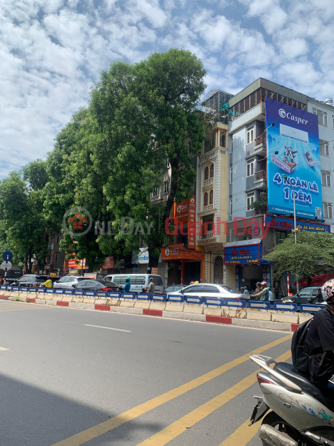 Office building on Dong Da street, 65m x 7 floors, 7.5m frontage, rear hatch, open floor _0