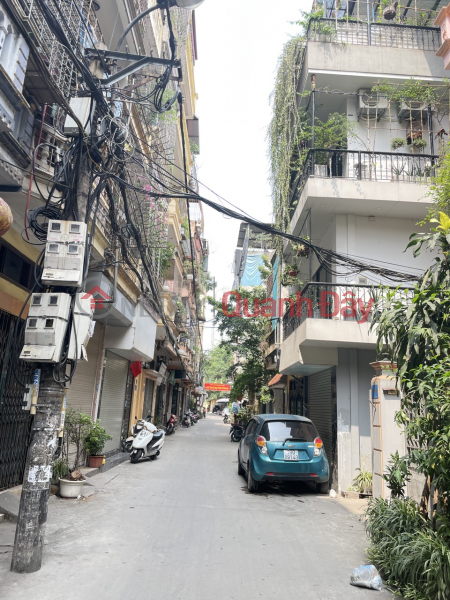 đ 7 Billion, House for sale on Le Loi Ha Dong street, corner lot 52m2,5T, M 5m car to the house only 7 billion VND