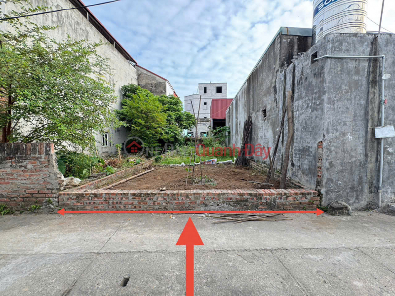 Bán đất thôn Ấp Tre (Tổ 9 cũ),xã Quang Minh. Đường thông, ô tô đỗ. Vị trí gần KCN cực đẹp Niêm yết bán