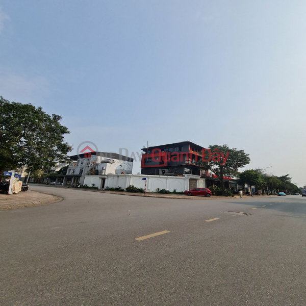 Property Search Vietnam | OneDay | Residential, Sales Listings | Gia Lam resettlement, near the lake, main road. 35m2 investment price. Contact 0989894845