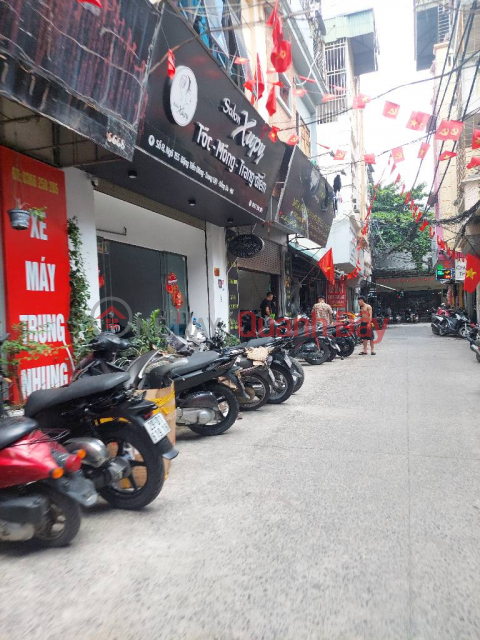 Đặng Tiến Đông 5 tầng Nhà phân lô hiếm giữa Đống Đa – ô tô tránh – 2 thoáng – gần phố _0