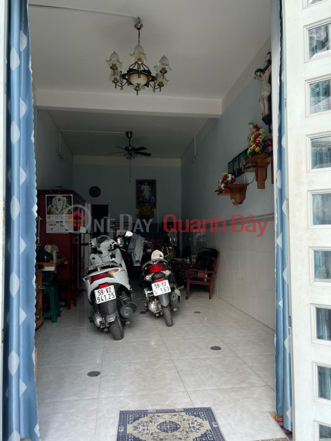 Beautiful House - good price Owner Need to sell quickly House located in Go Vap District, HCMC _0