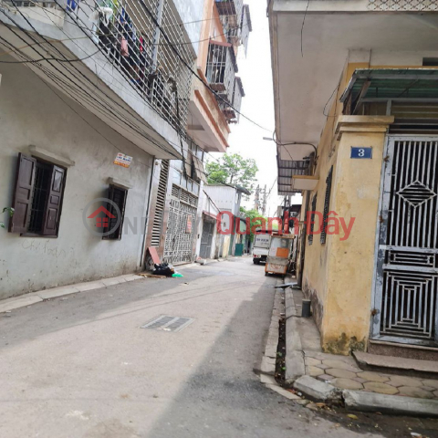 Beautiful property in Trau Quy, 100m2, 6m frontage, 15m from the road, slightly over 10 billion VND. 0392248515 _0