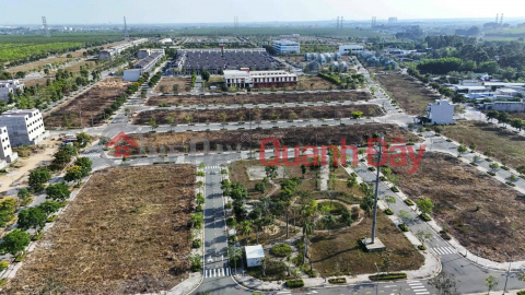 Land for sale in Gem Sky World project, 2.1 billion VND, 100m2, beautiful view, super bargain price. _0