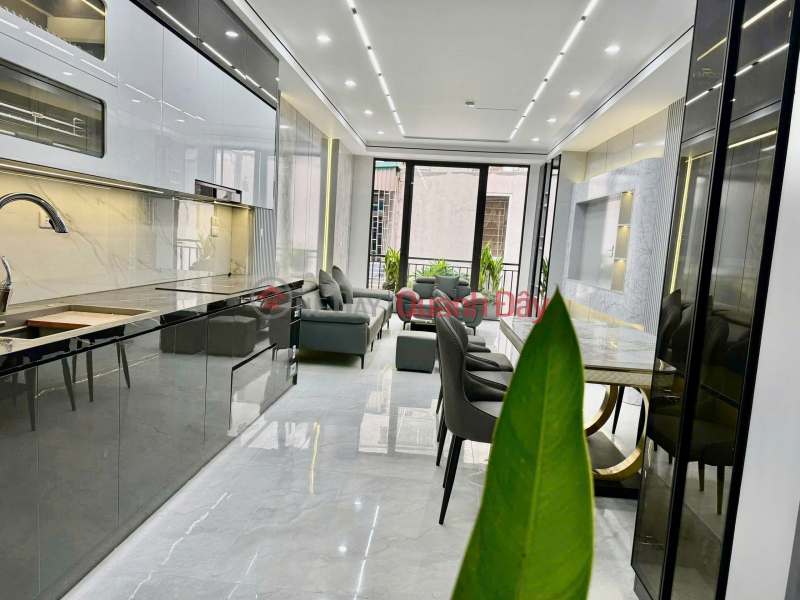 đ 17,2 tỷ, NHÀ ĐẸP FUUL NỘI THẤT Ô TÔ VÀO NHÀ 7 TẦNG Bồ Đề 55 M2 X 17.2 tỷ Long Biên-Hà Nội.