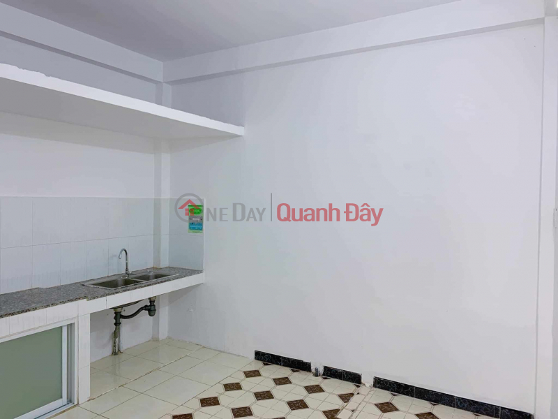 Property Search Vietnam | OneDay | Residential, Sales Listings | Phu Nhuan. Huynh Van Banh 60m2, (4m x 15m) 11 billion. Car alley.