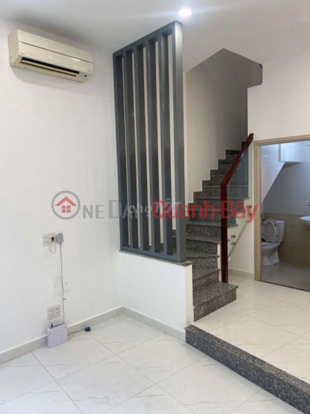 Corner house on 2MT alley near Su Van Hanh street, 3 floors 4 bedrooms Vietnam, Rental, đ 15 Million/ month