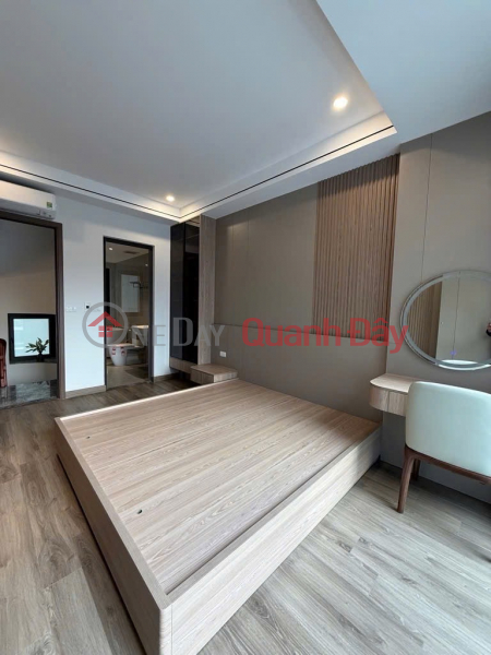 House for sale in lane 71 Viet Hung, 31m x 5 floors, corner lot, brand new as pictured, car parking at gate. Contact 0936123469, Vietnam | Sales | đ 7.3 Billion