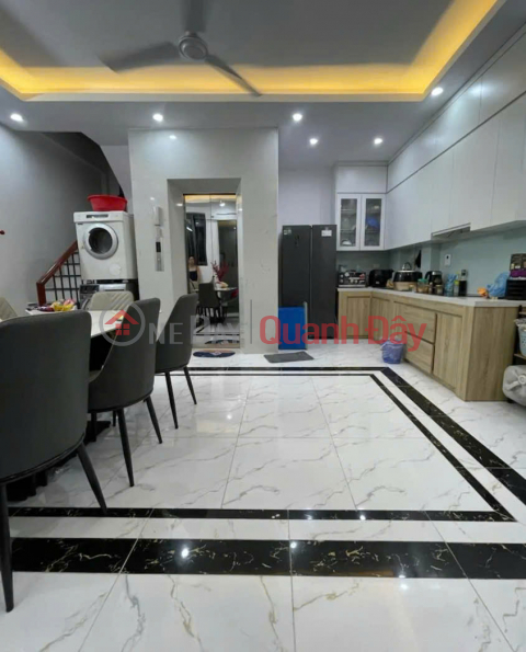 HOUSE FOR SALE ON VO CHI CONG STREET, BEAUTIFUL HOUSE, 6 FLOORS, ELEVATOR, CAR PARKING AT THE GATE, FULLY FURNITURE - 10 BILLION _0