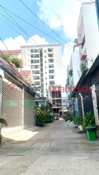 3-storey house for sale, Street 339 Do Xuan Hop, Phuoc Long B, 58m2, 2 open fronts, car sleeping in the house, 60m2 only 5 | Vietnam Sales | đ 5.5 Billion