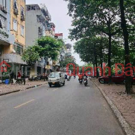 Cau Giay district street surface, business sidewalk, parking lot. 70m2 MT 4.3m price 14.2 billion. _0