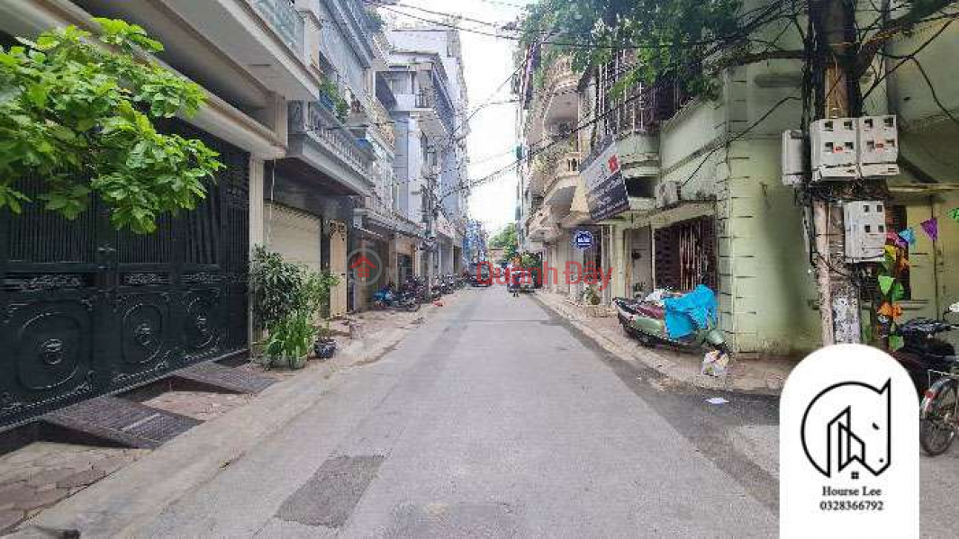 Phuc Dong Long Bien house on the sidewalk, cars can avoid business, airy, 118m frontage: 9.5m, 24 billion Sales Listings