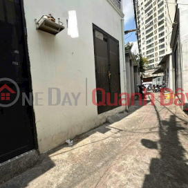 House for sale 1\/ Pham Van Dong Street - Alley 3G - 3 Bedrooms _0