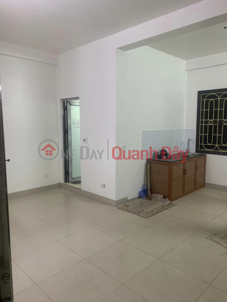 Property Search Vietnam | OneDay | Residential Rental Listings 1st FLOOR HOUSE FOR RENT ON HOANG MAI STREET, 40M2, 1 GUEST, 1 BEDROOM, ONLINE BUSINESS, SMALL GROCERY, OFFICE, NAIL PRICE 5.5