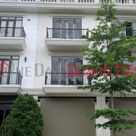 FOR SALE: Townhouse with park view, 3 floors plus a rooftop terrace, 85.5m2, price 4.5 billion VND, An Phu Urban Area, Son La. _0