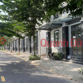 Quick sale of land lot in Hoa Loi, Ben Cat - Available title, free construction, best price _0