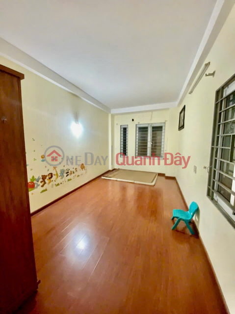 Cho thuê nhà nguyên căn ngõ 143 Nguyễn Chính, 33m² x 5 tầng, 3PN, 4 WC, 9 Triệu chốt _0