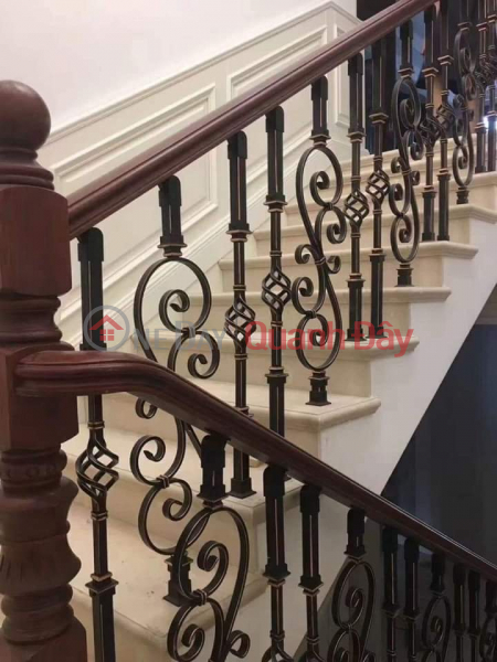 Property Search Vietnam | OneDay | Residential | Rental Listings | I'm renting out a house in Thai Ha, Tay Son, Lang Ha, Dong Da, 210m2 x 3 floors - 46 million VND.