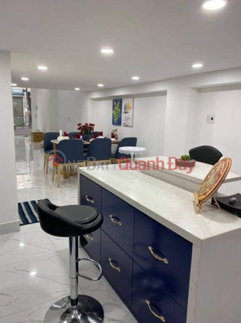 Central house, close to all amenities (hoang-6158423830)_0
